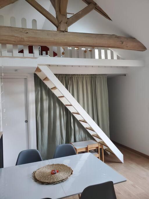 Gite Studio 4 A 6 Personnes Doué-la-Fontaine Exteriör bild